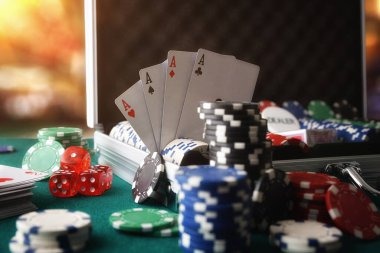 Three Card Poker live dealer table on goltigel platform showing card hands and betting layout